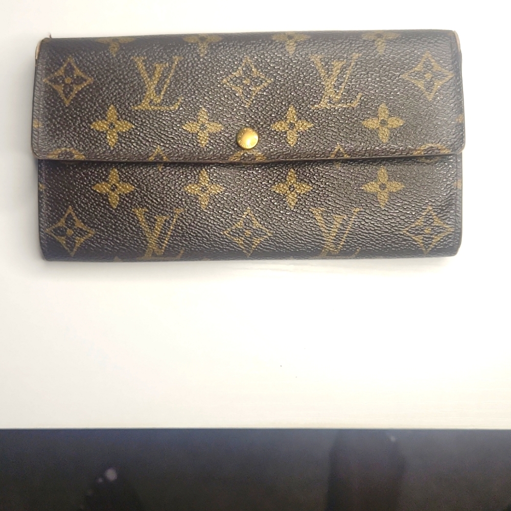 Louis vuitton wallet